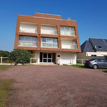 Appartement Studio Front De Mer Ouistreham